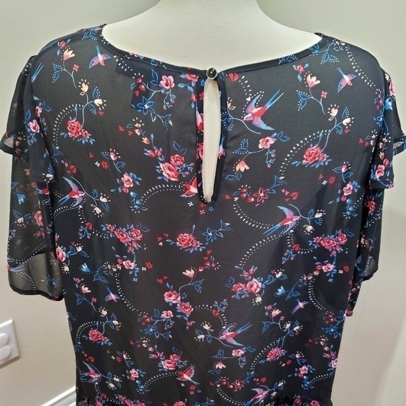 LOVE & Legend Frilled Printed Blouse Size 22 - Picture 7 of 11